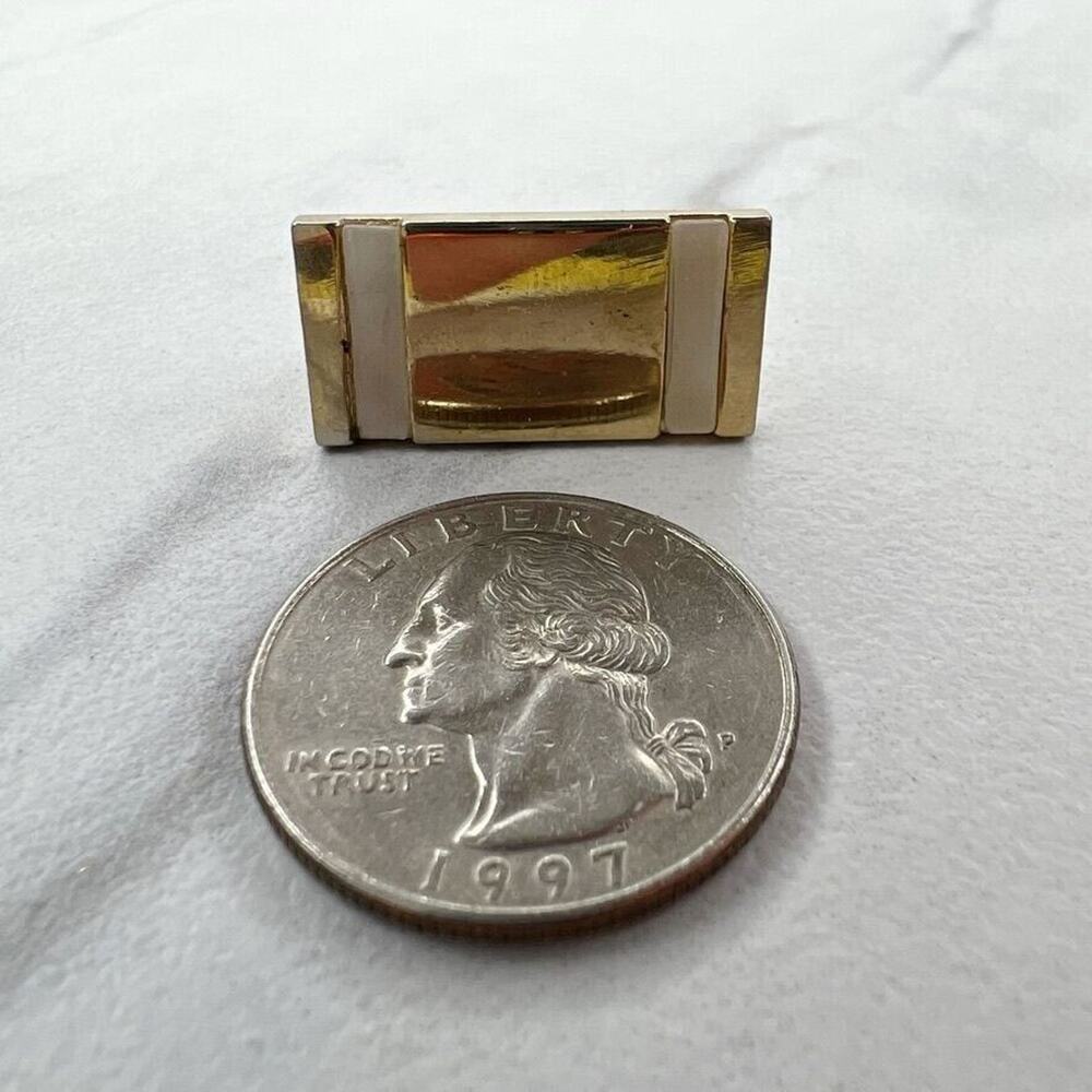 Vintage Gold Tone Mother of Pearl Inlay Single Cufflink